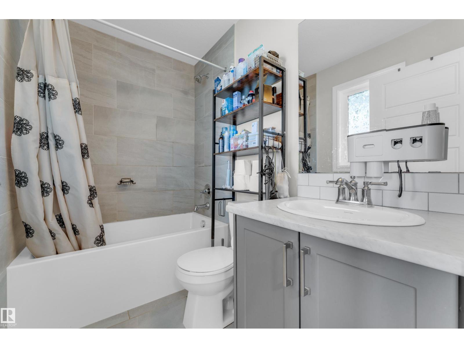 7647 KORULUK PL SW — photo 32