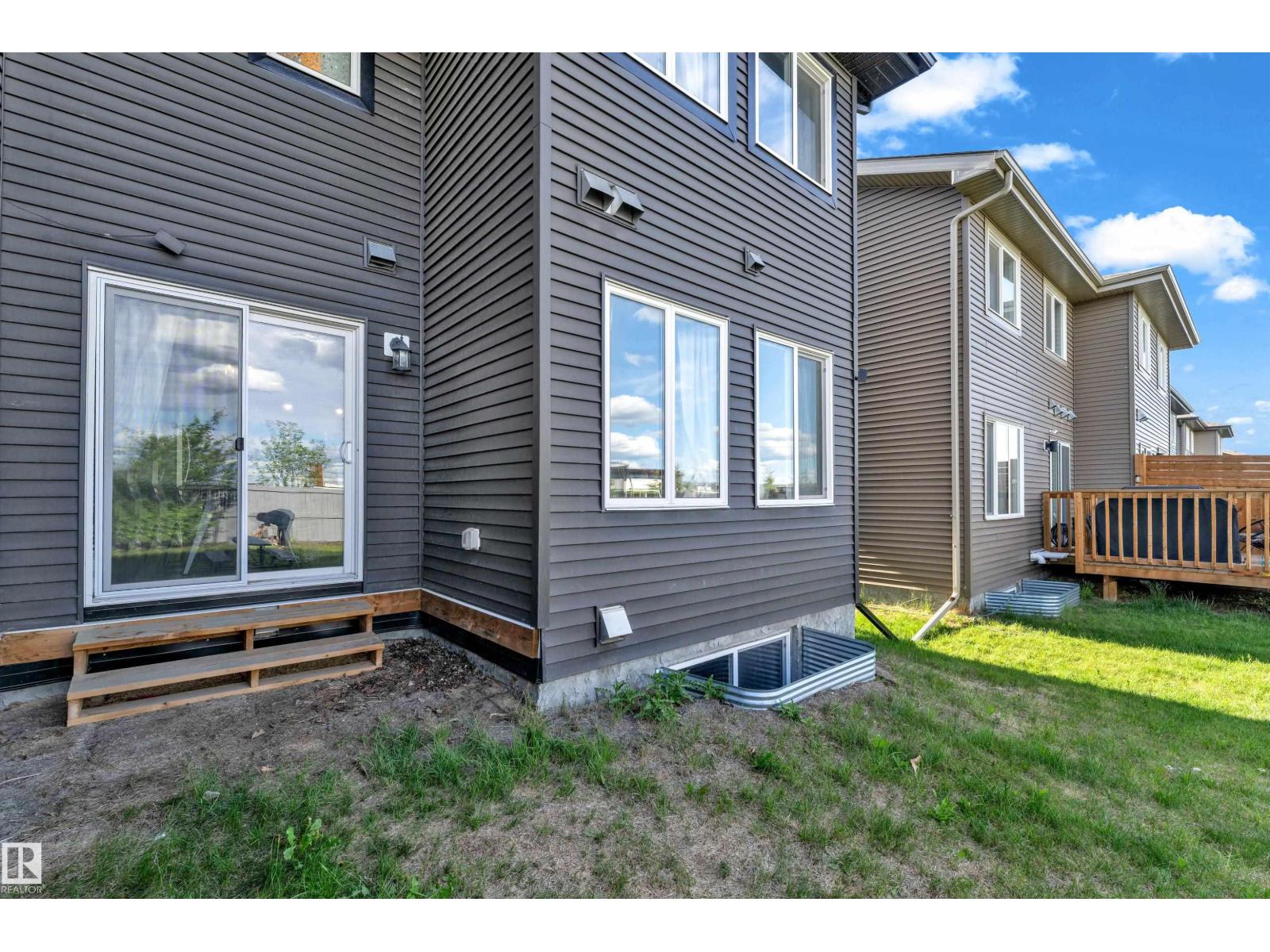 7647 KORULUK PL SW - 34