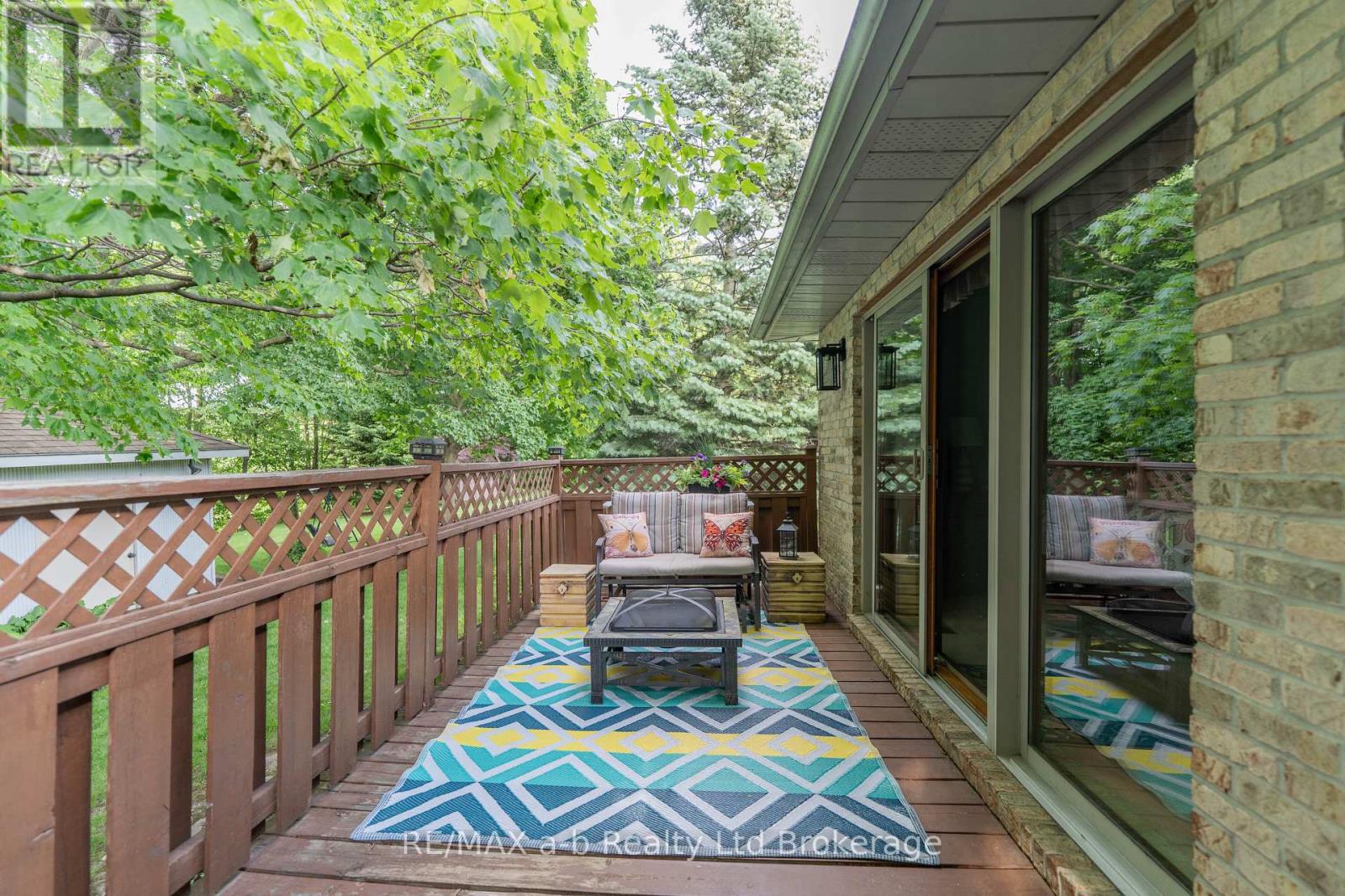 34 LORRAINE AVENUE - 36