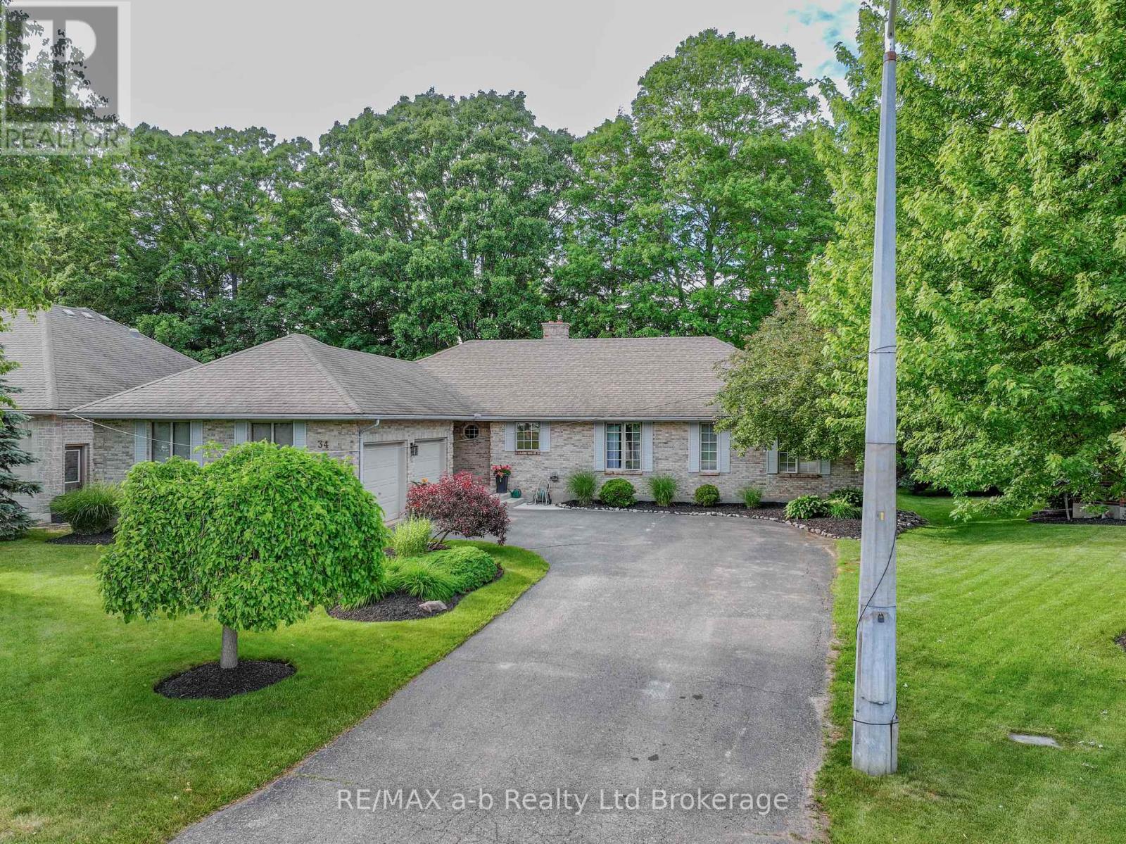 34 LORRAINE AVENUE - 45