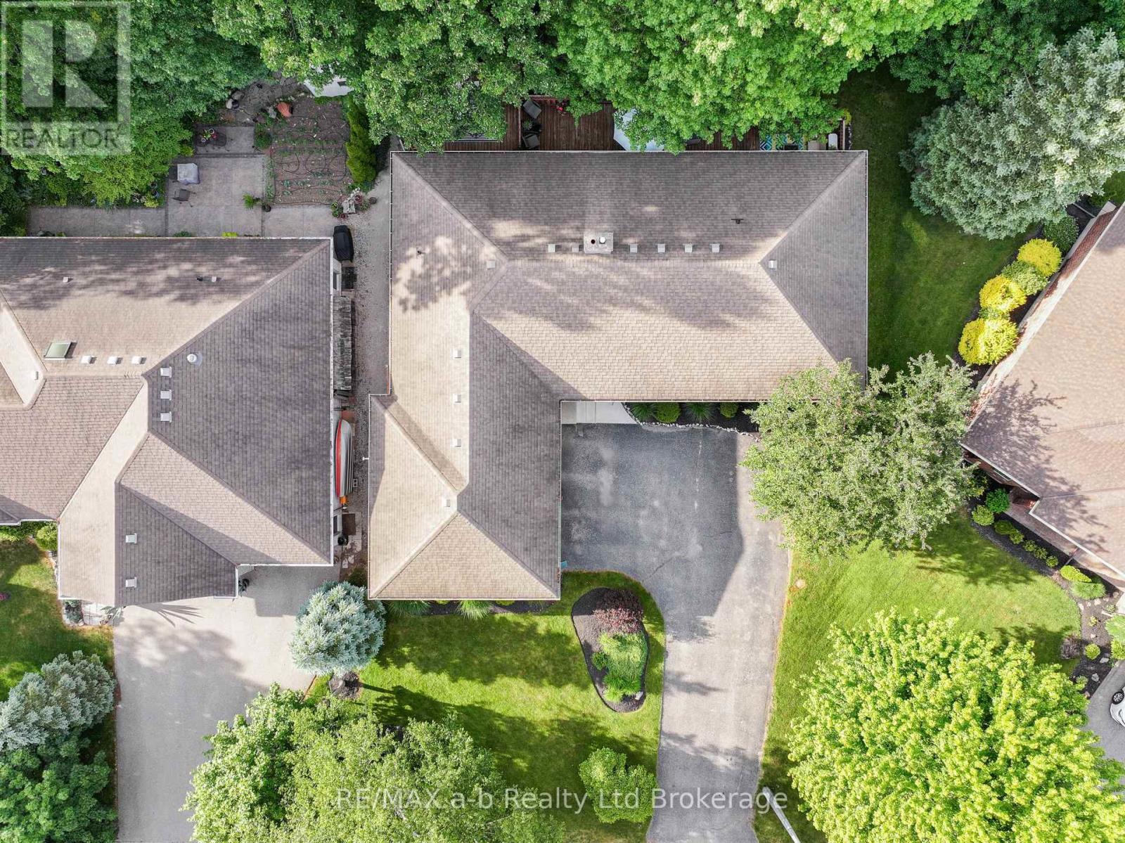34 LORRAINE AVENUE - 47