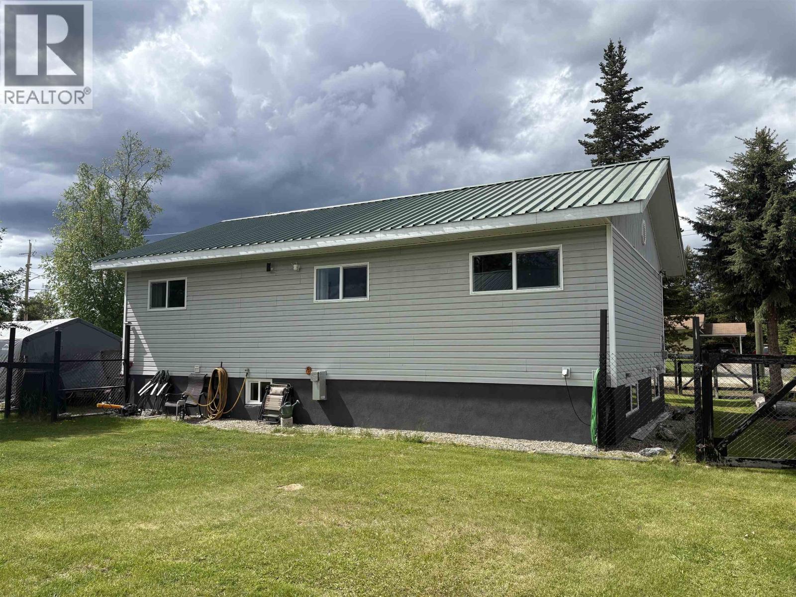 440 PANDA AVENUE - 23