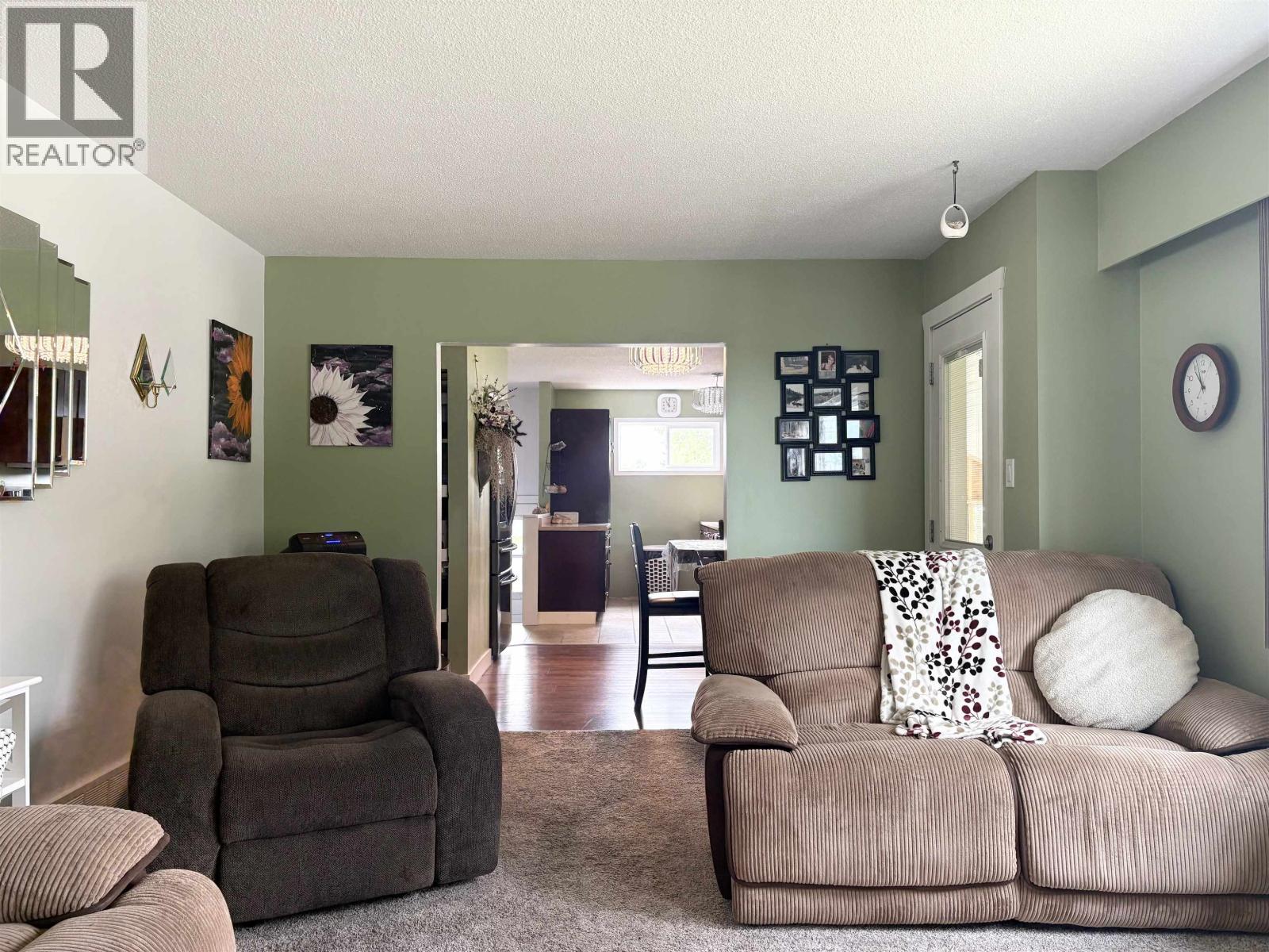 440 PANDA AVENUE - 7