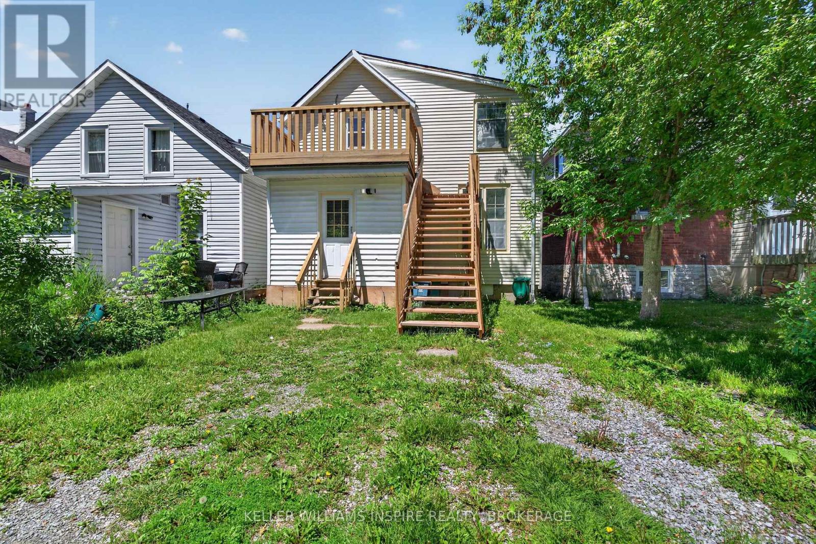 512 JOHNSON STREET - 29