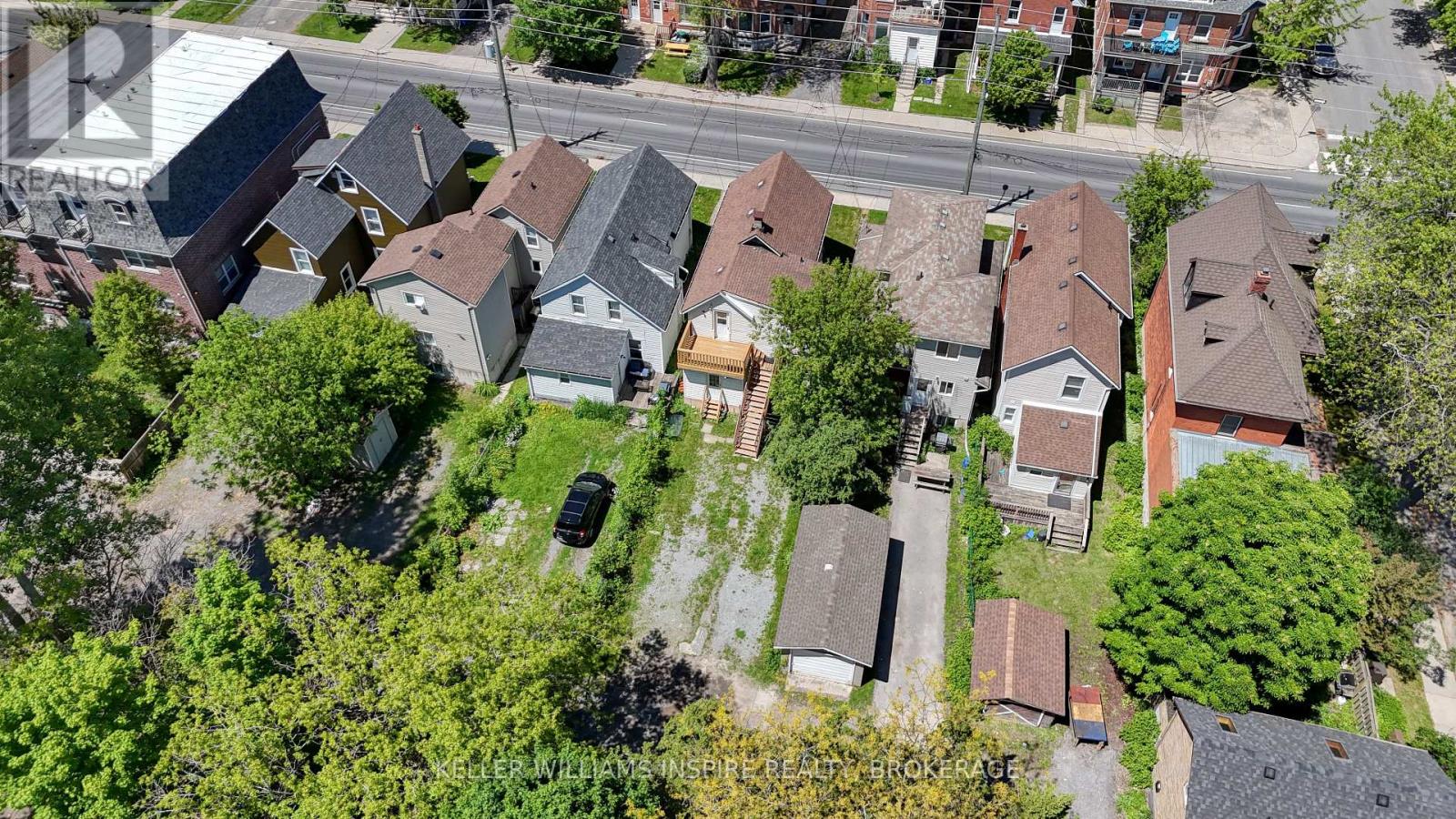 512 JOHNSON STREET - Image 33