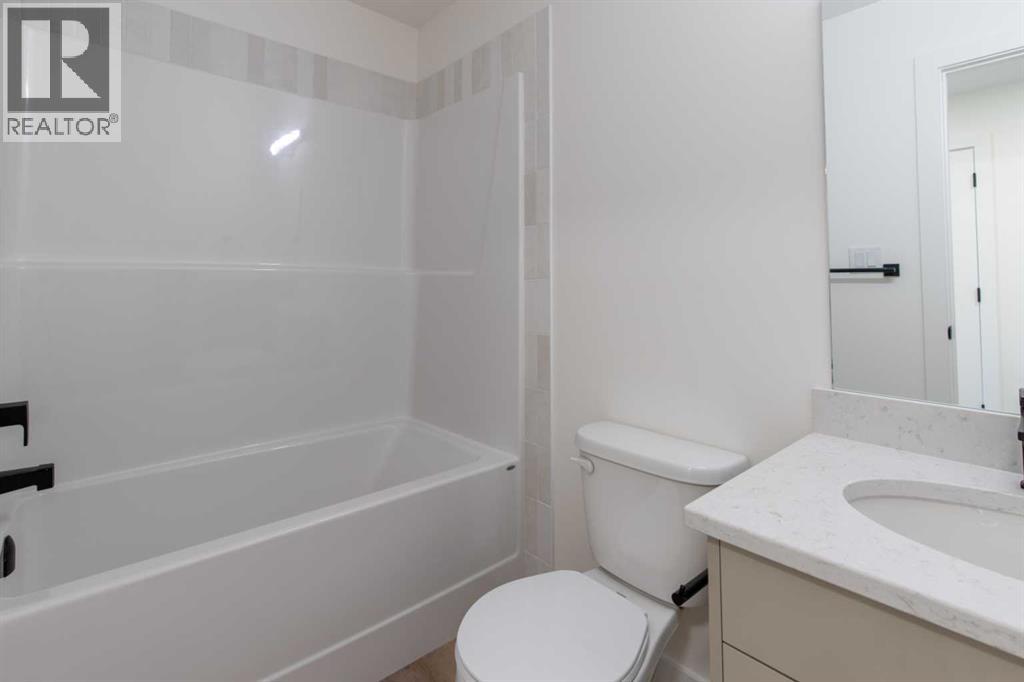 2815 16 Avenue - 30