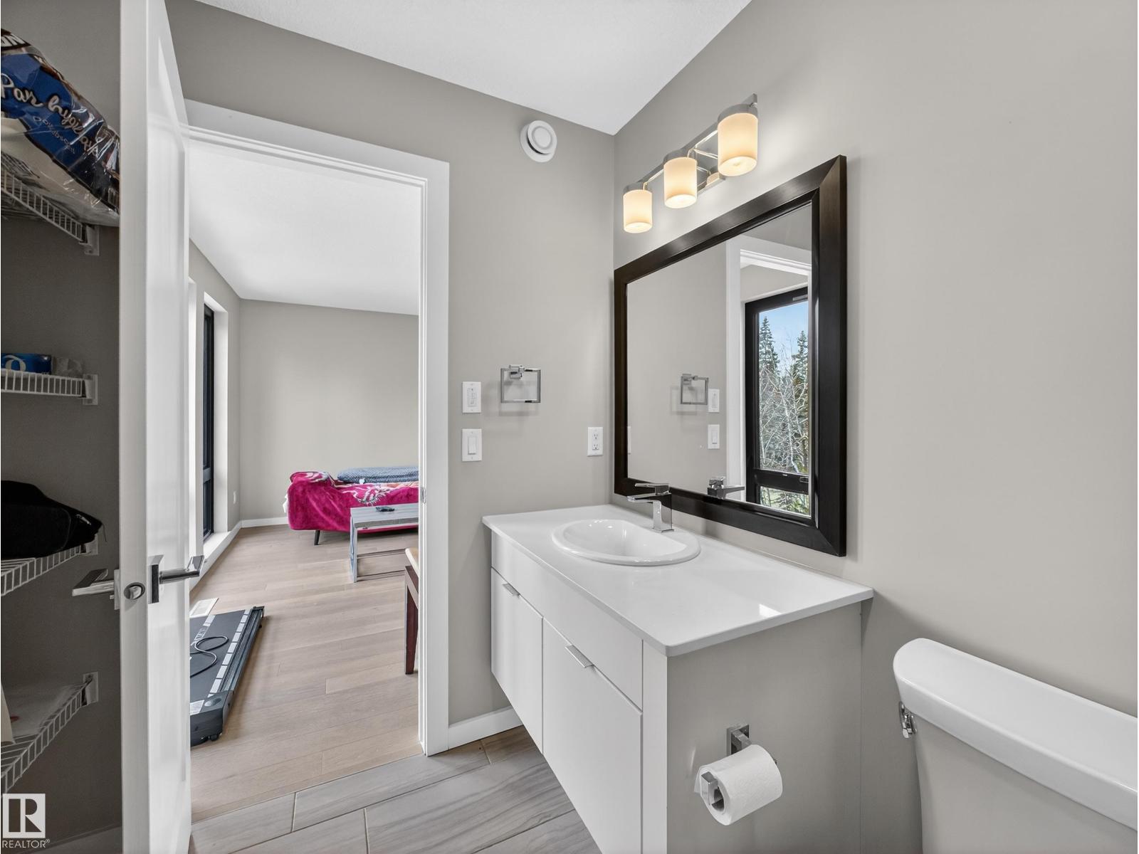 #5 1304 RUTHERFORD RD SW - 34