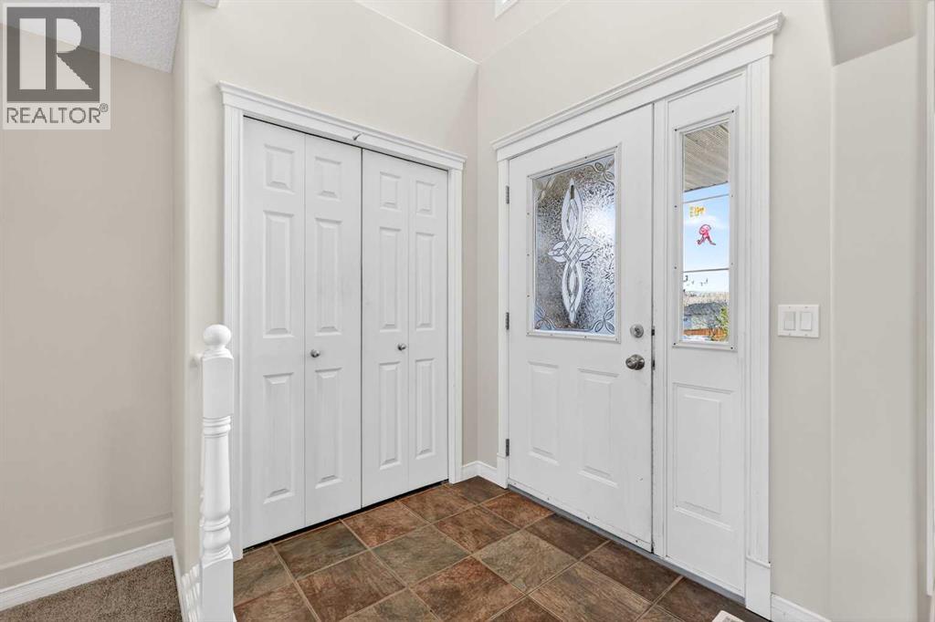 99 Evansmeade Crescent NW - 5