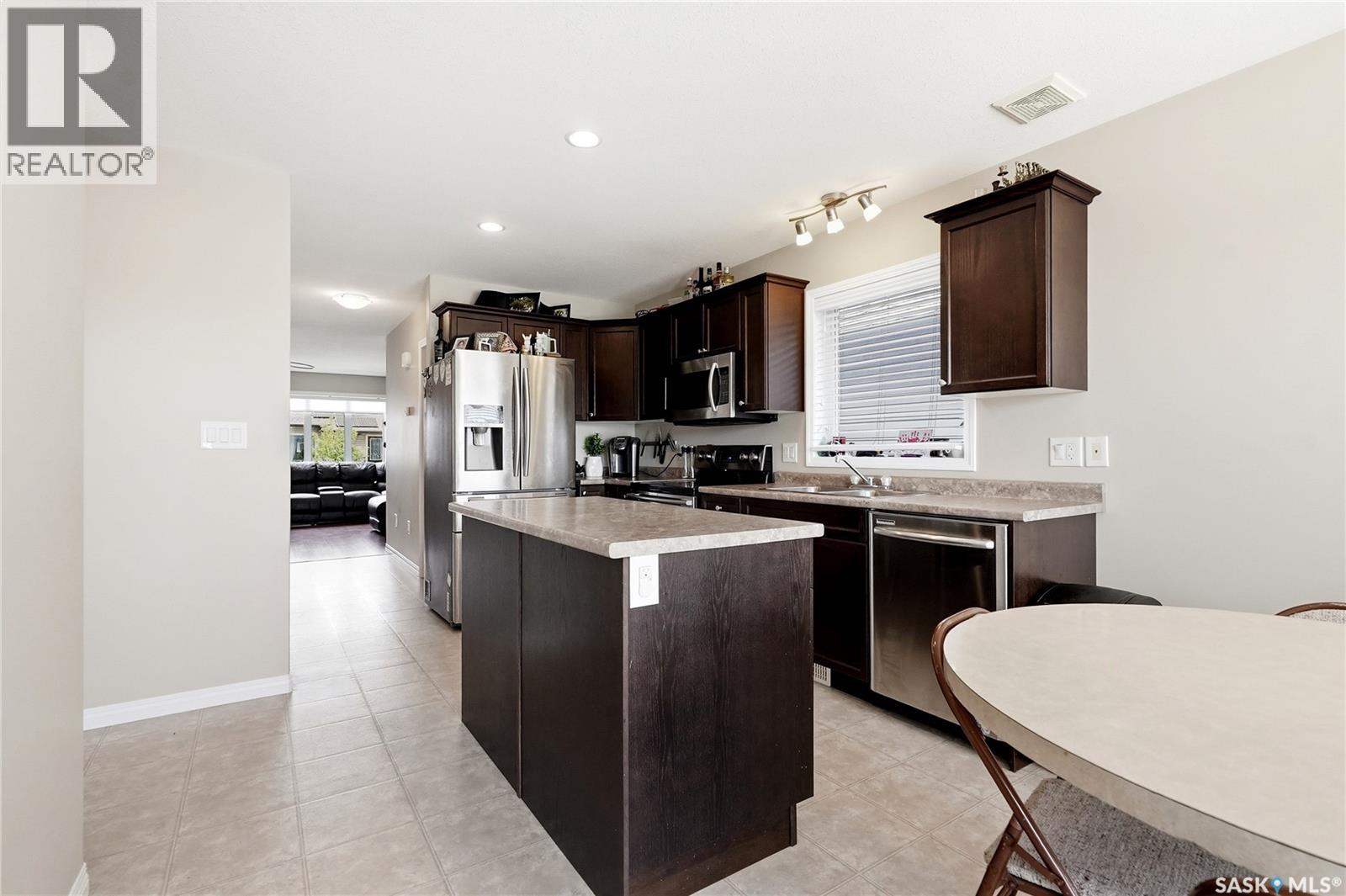 808 Glenview COVE — photo 17
