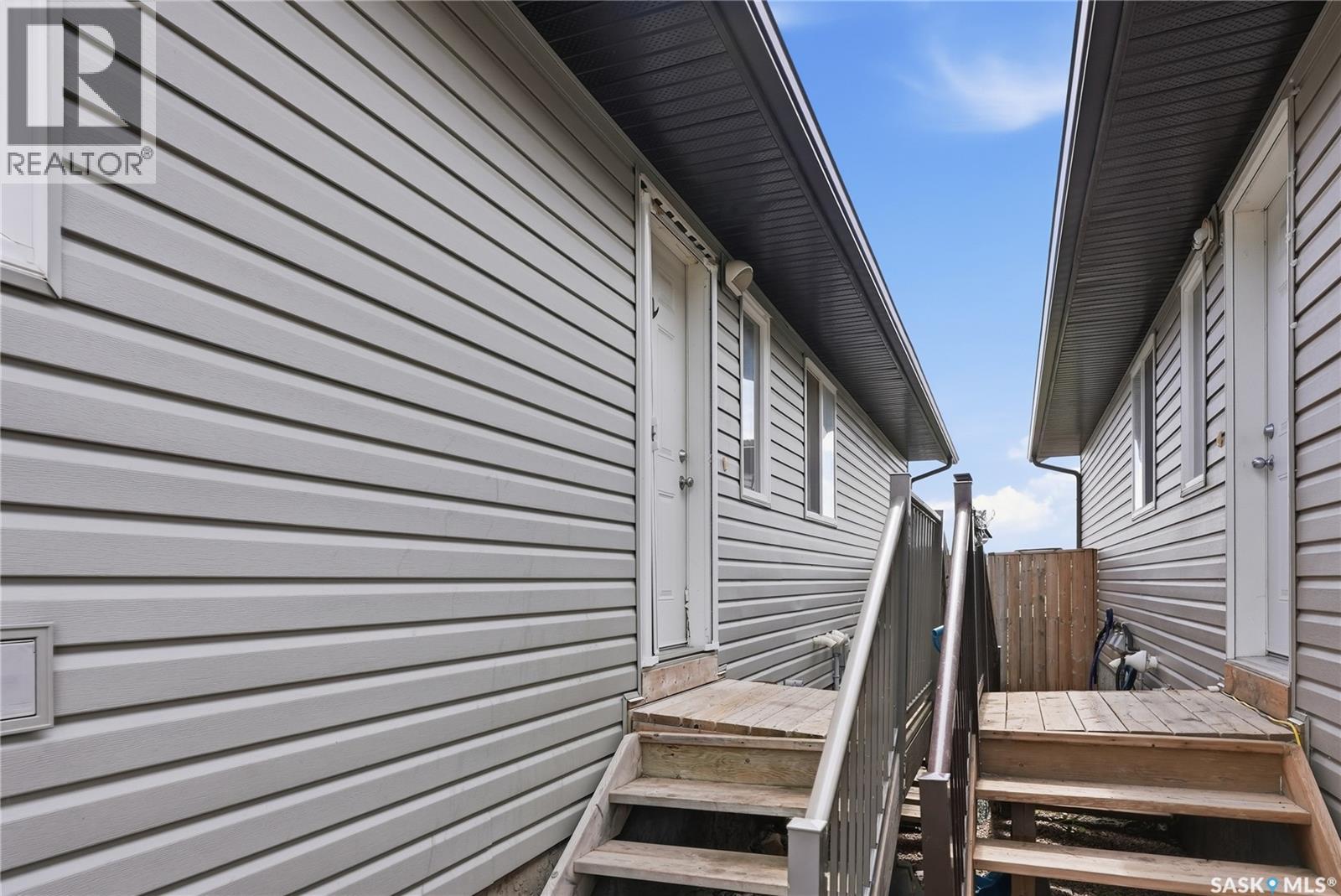 808 Glenview COVE — photo 40