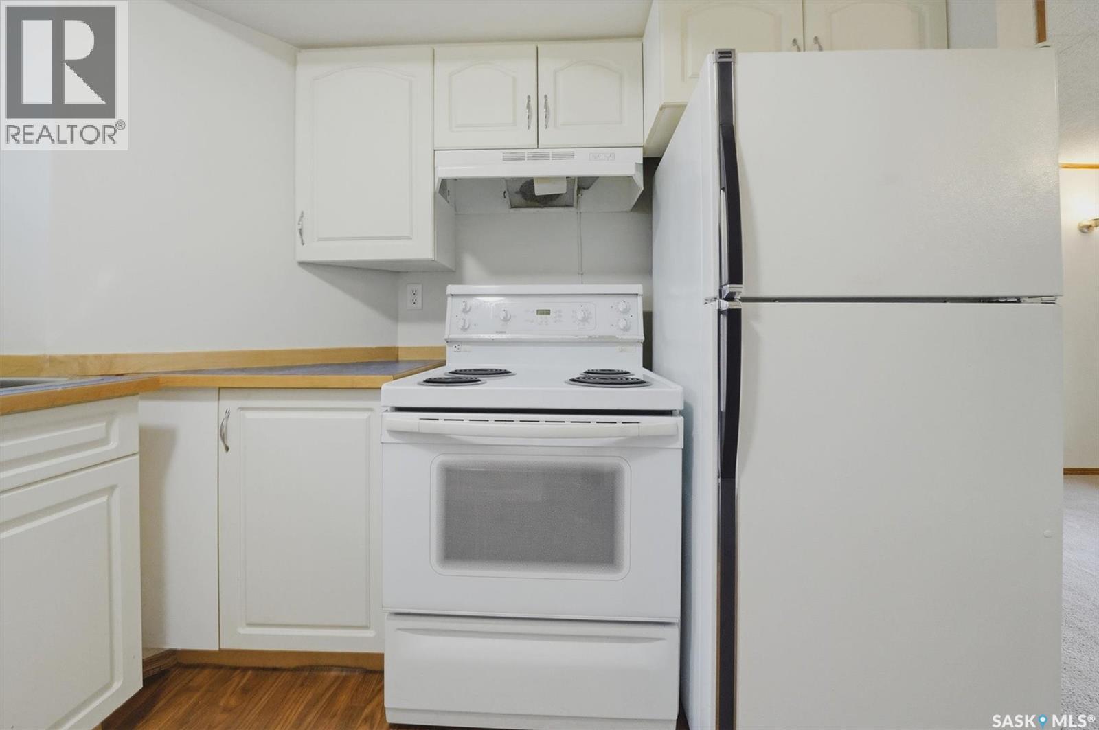 15 Selkirk CRESCENT — photo 29
