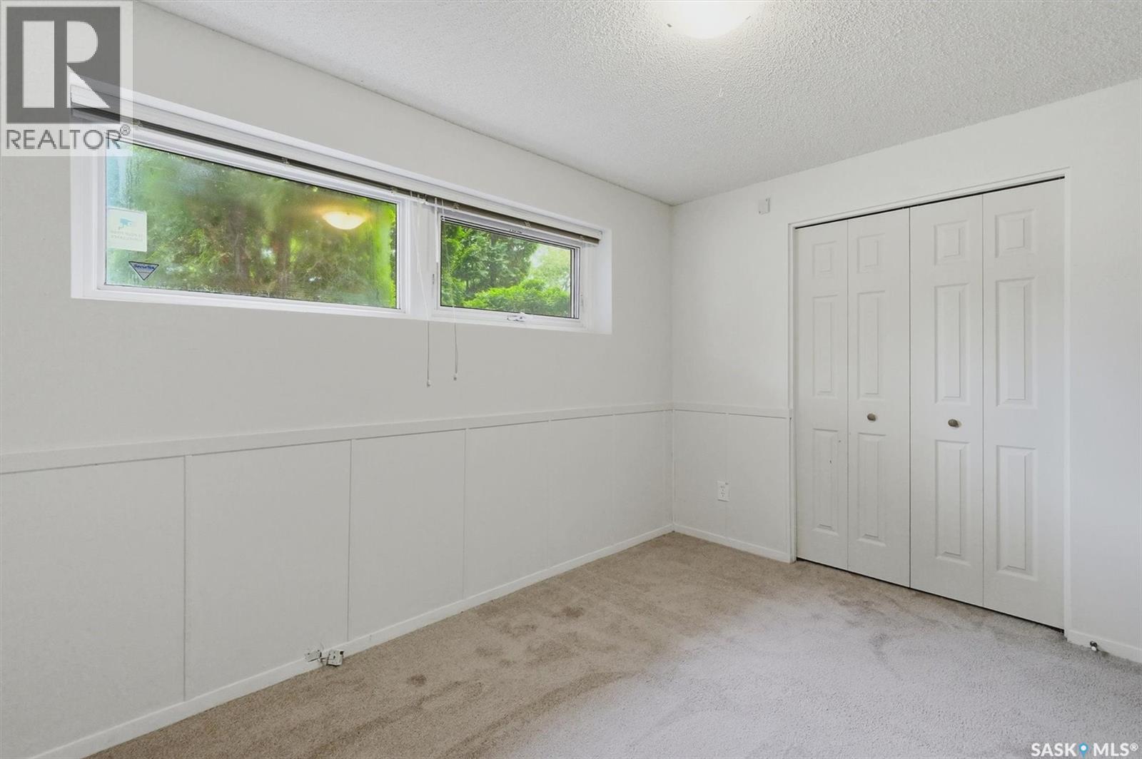 15 Selkirk CRESCENT — photo 33