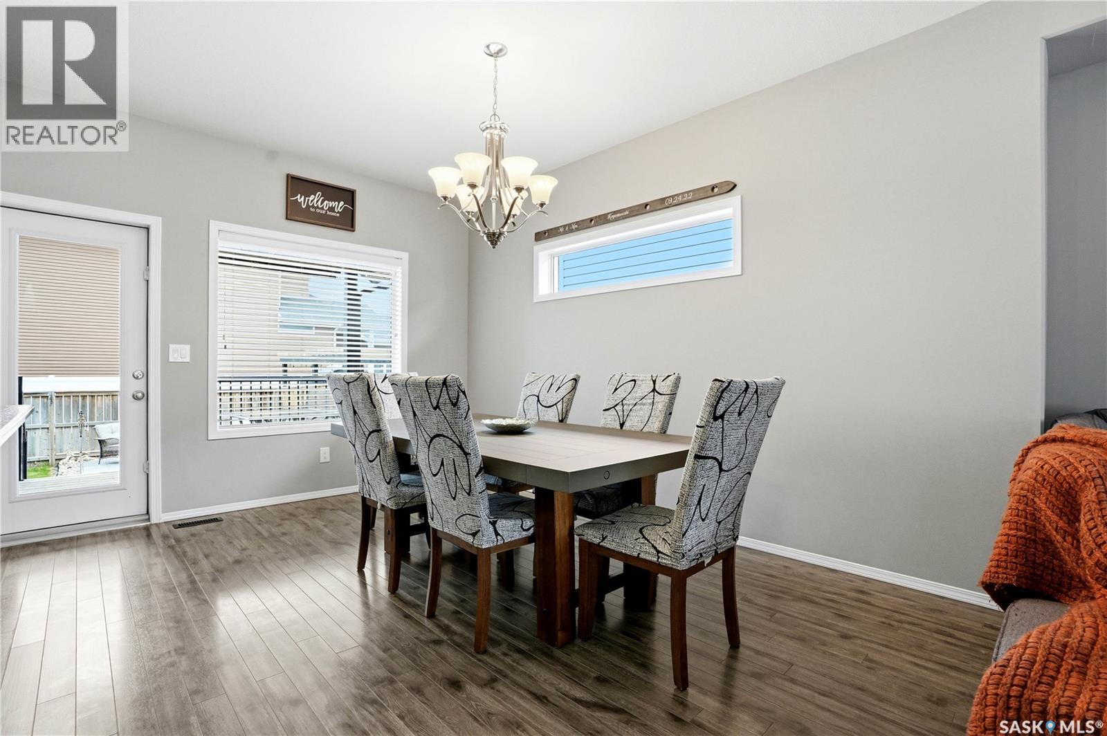 705 Gowan ROAD - 17