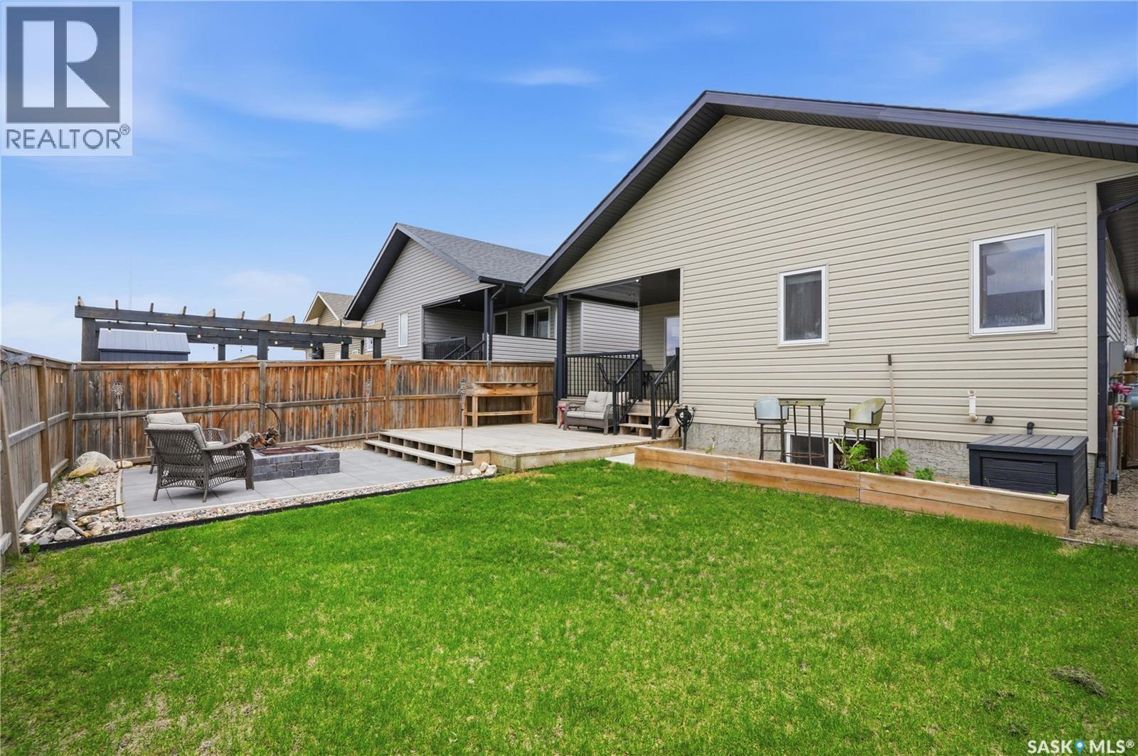 705 Gowan ROAD - 46