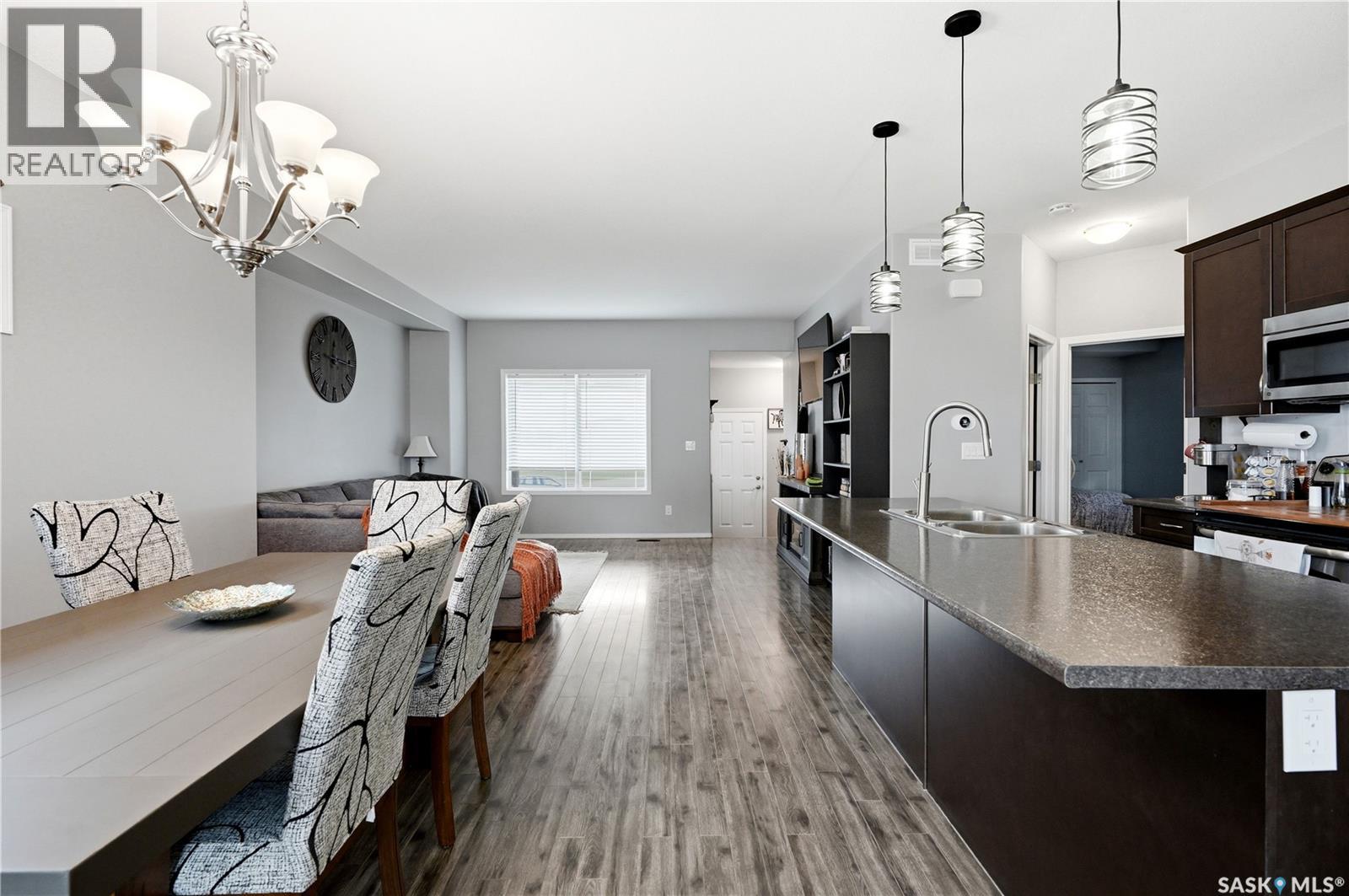 705 Gowan ROAD - 9