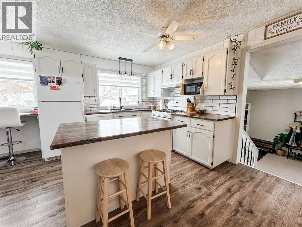 107401 Highway 697 Highway - 25