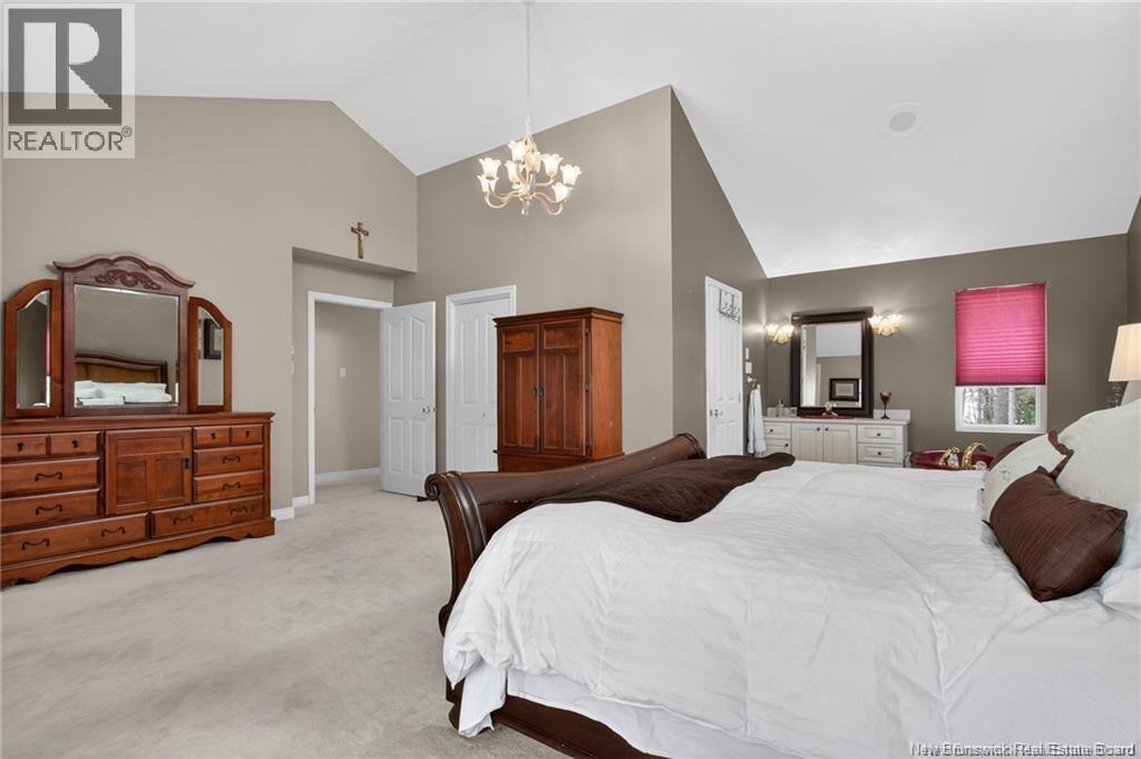 18 Breau Avenue - 26