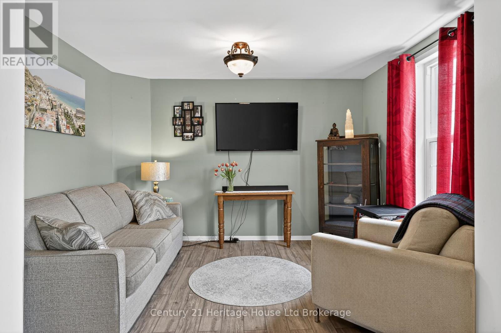 138 MAIN STREET - 10