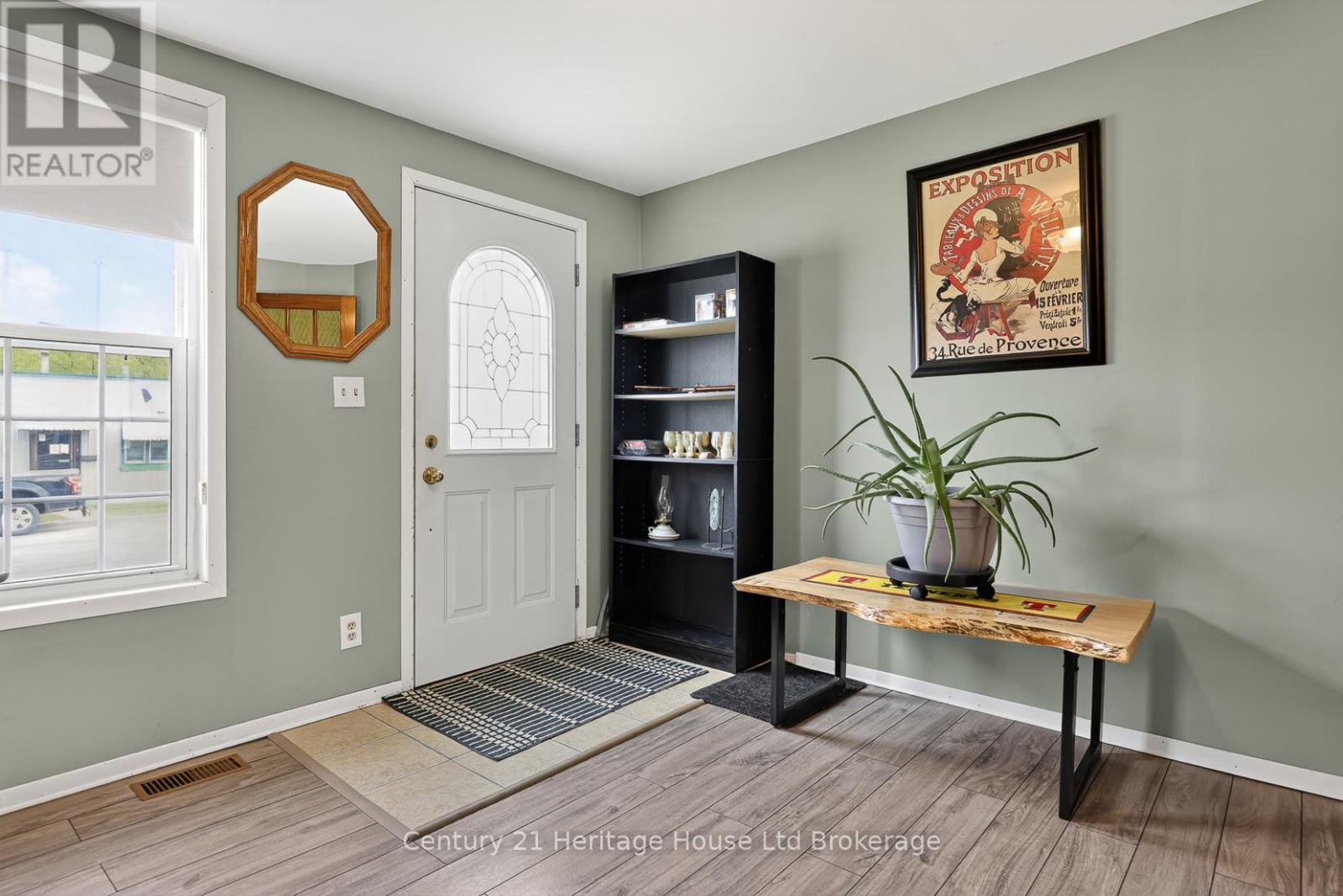 138 MAIN STREET - 6