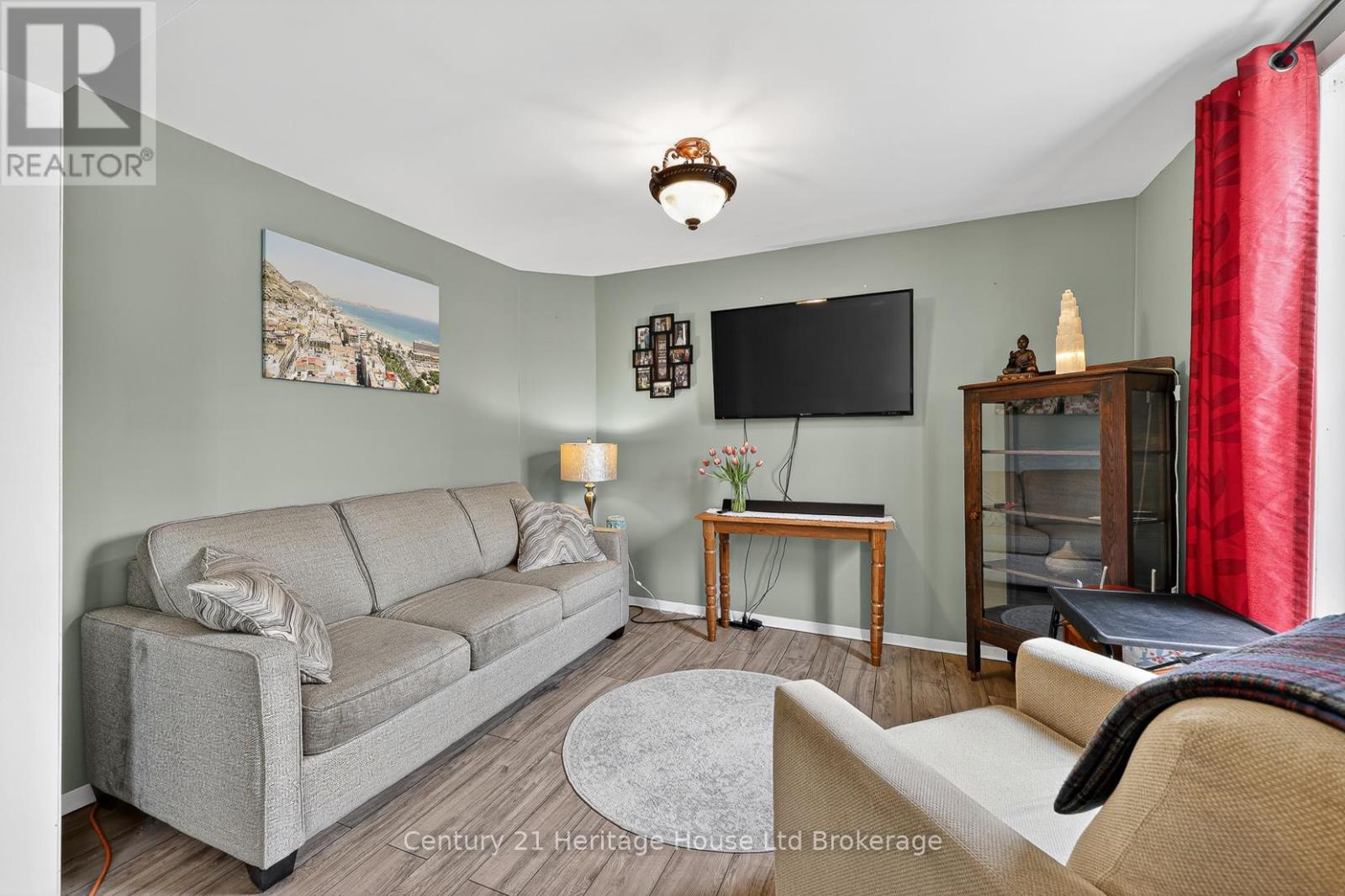 138 MAIN STREET - 8