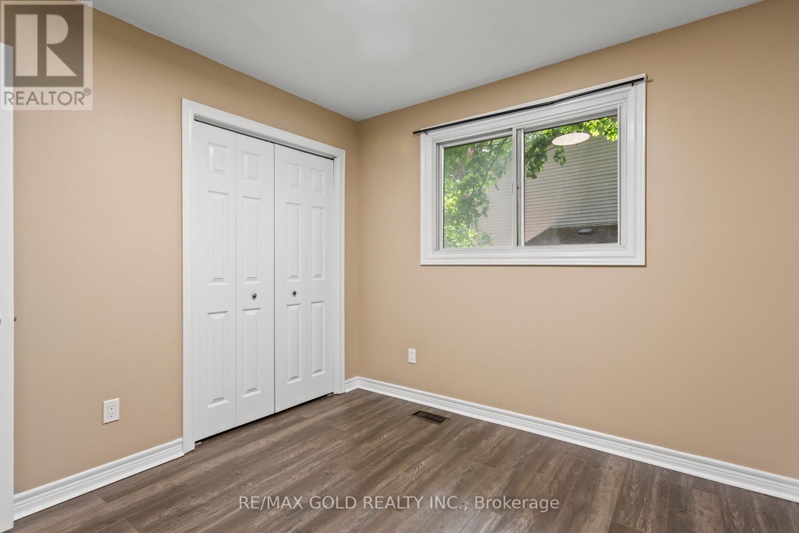 1588 ALDERSBROOK ROAD - 17