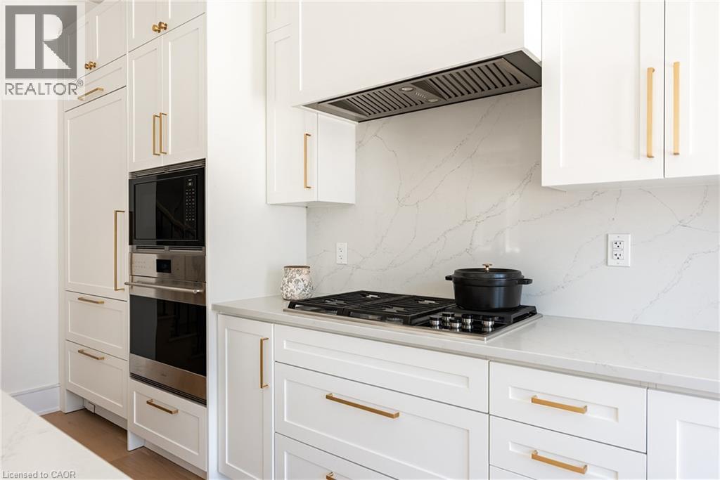 46 HALLARAN Road - 11