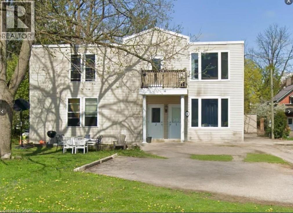 74 WILLIAM Street W - 1