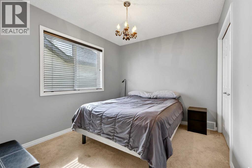 32 Everglen Grove SW — photo 30