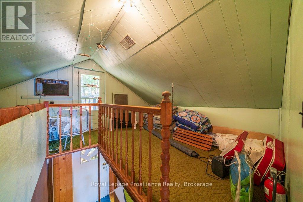 103 NORTH MAZINAW ROAD - 23