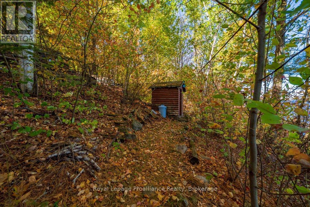 103 NORTH MAZINAW ROAD - 27