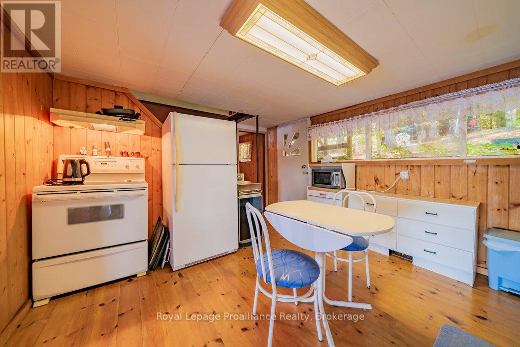 103 NORTH MAZINAW ROAD - 8