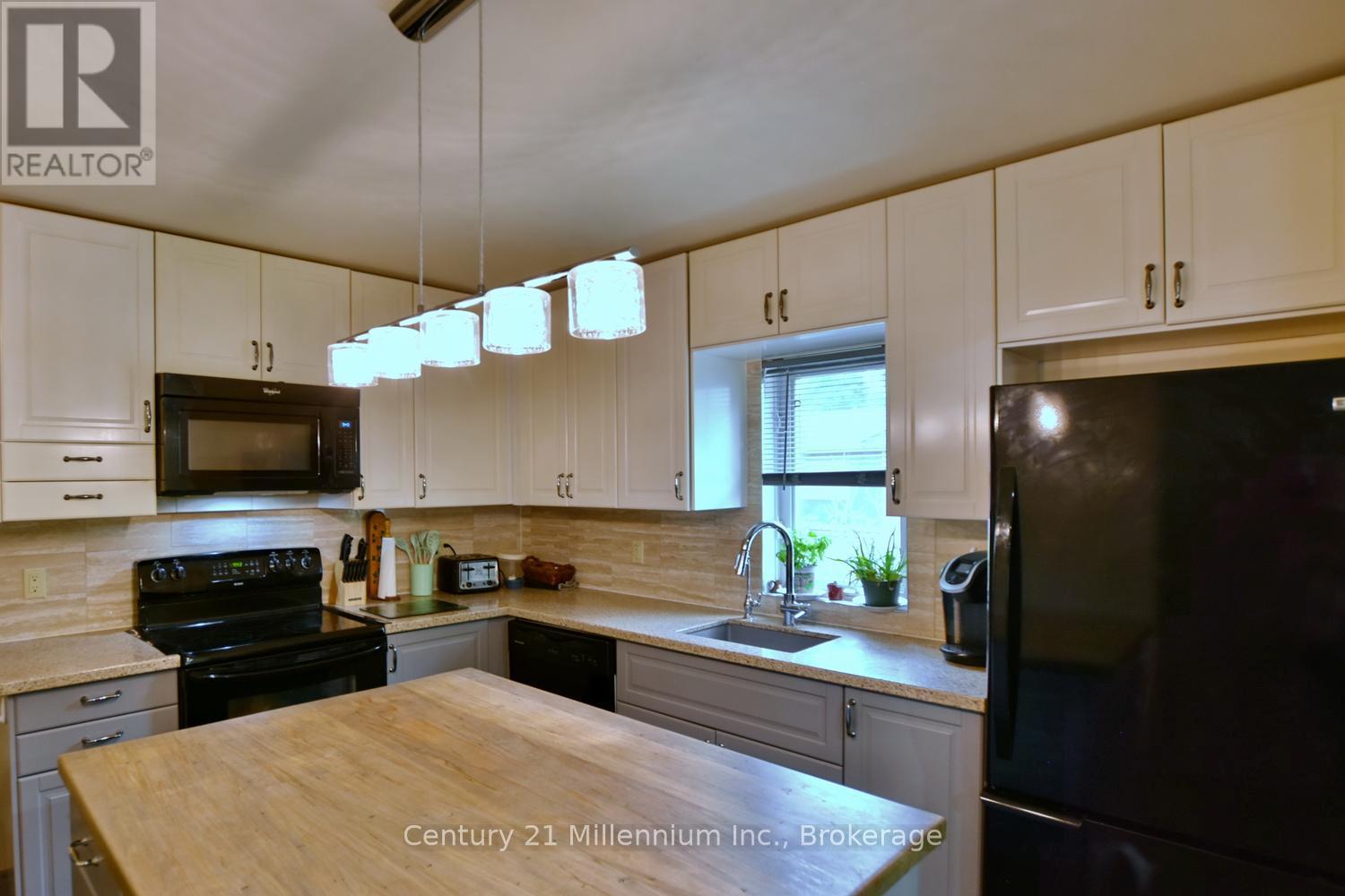 25 BERKELY STREET - 19
