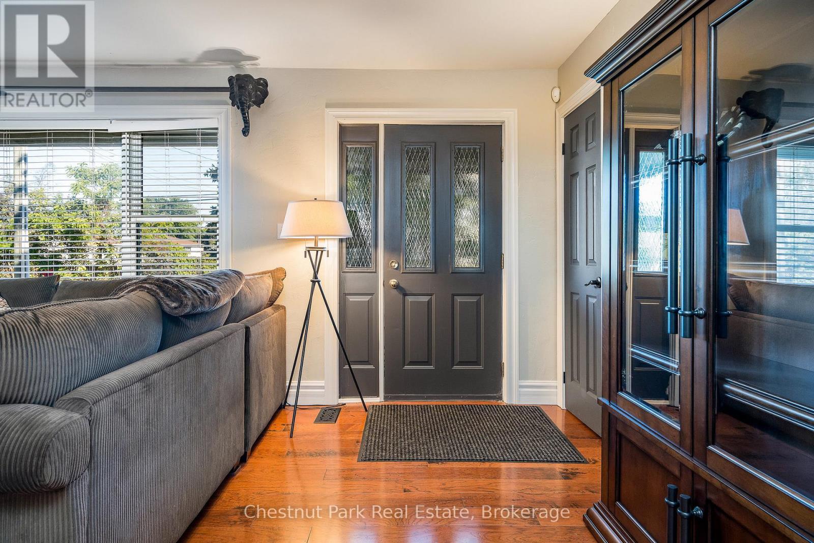 72 CAMPBELL STREET - Image 10