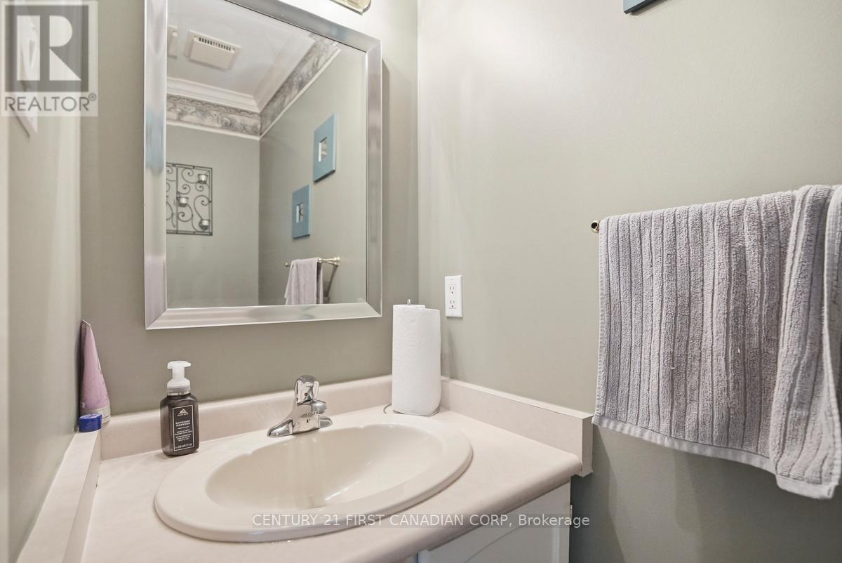 27 TUMBLEWEED CRESCENT - 20
