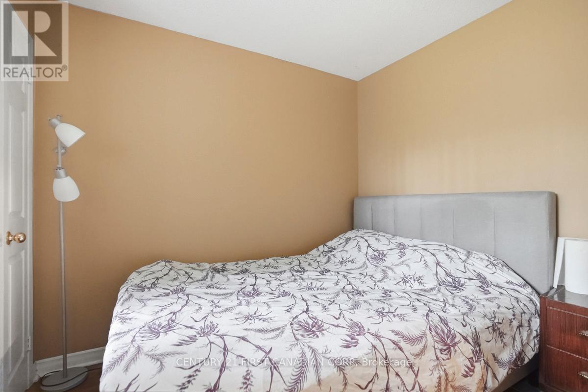 27 TUMBLEWEED CRESCENT - 26