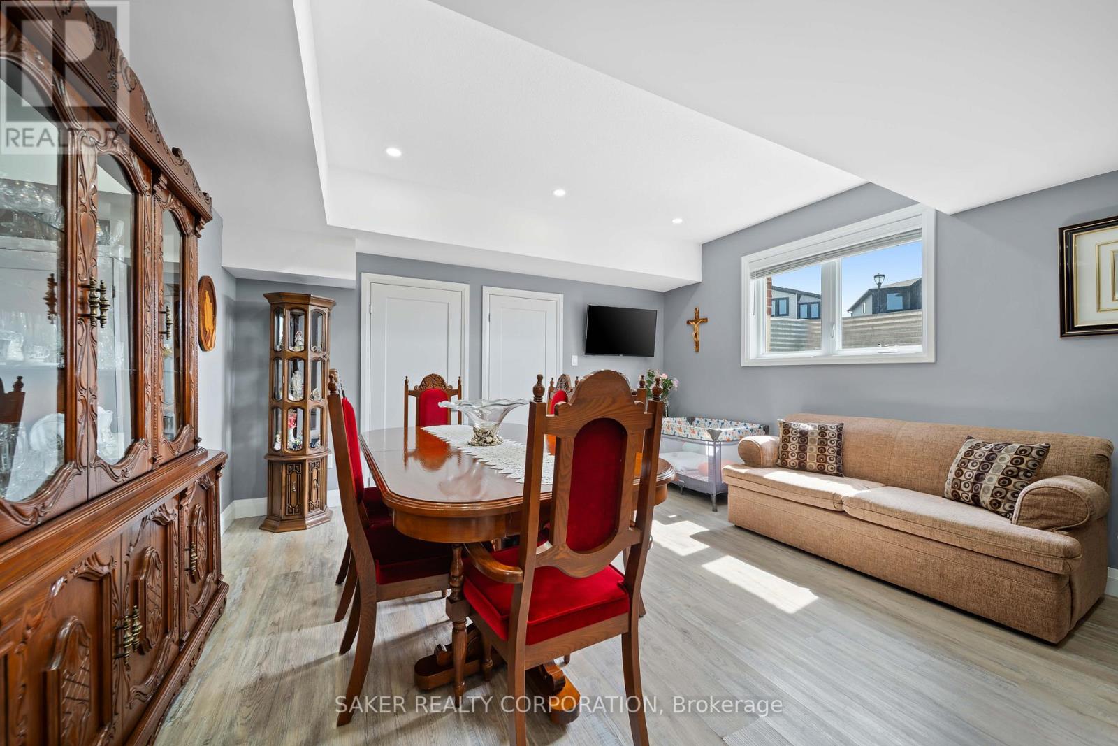 2980 DOYLE DRIVE - 31