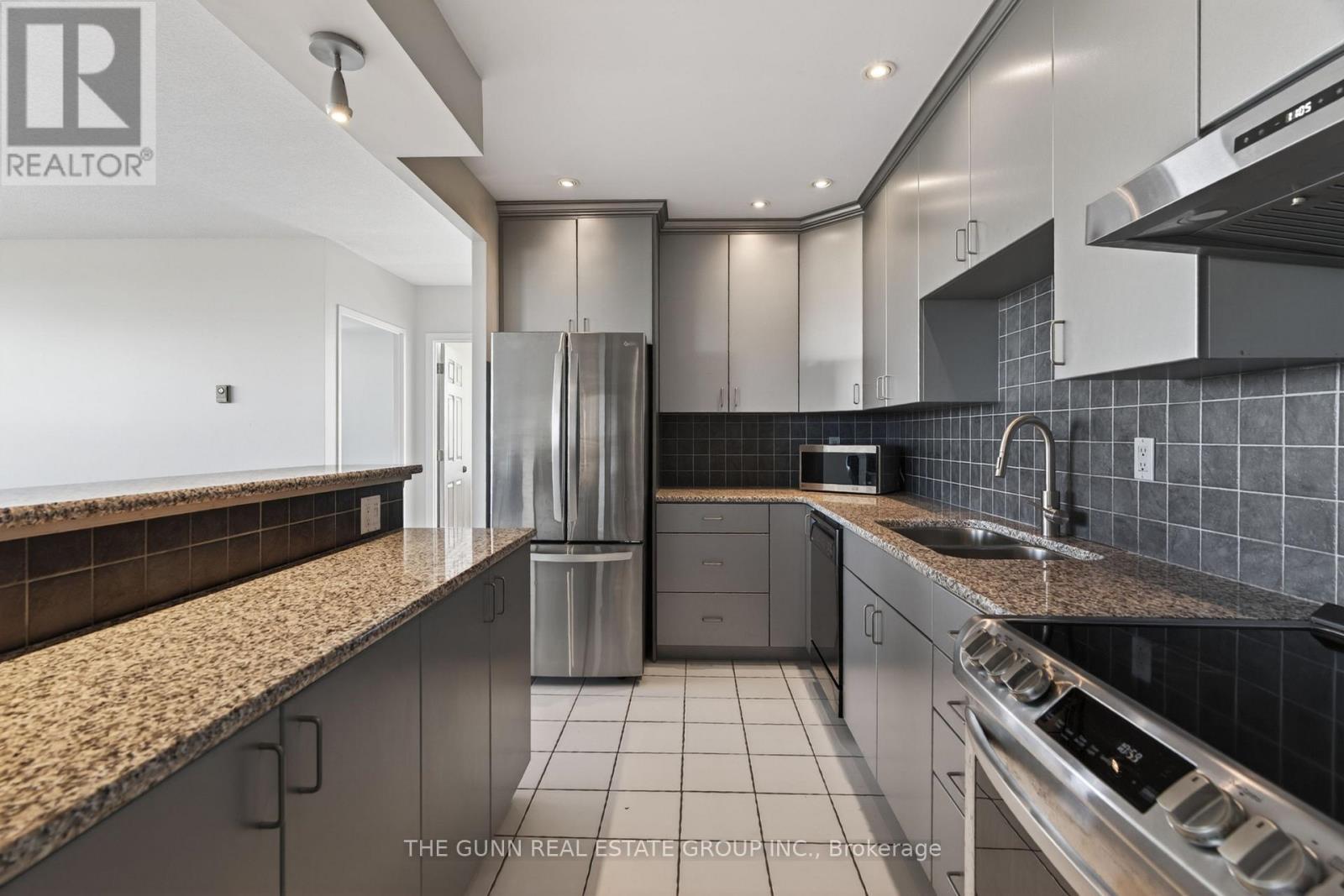 #607 549 RIDOUT STREET - 16