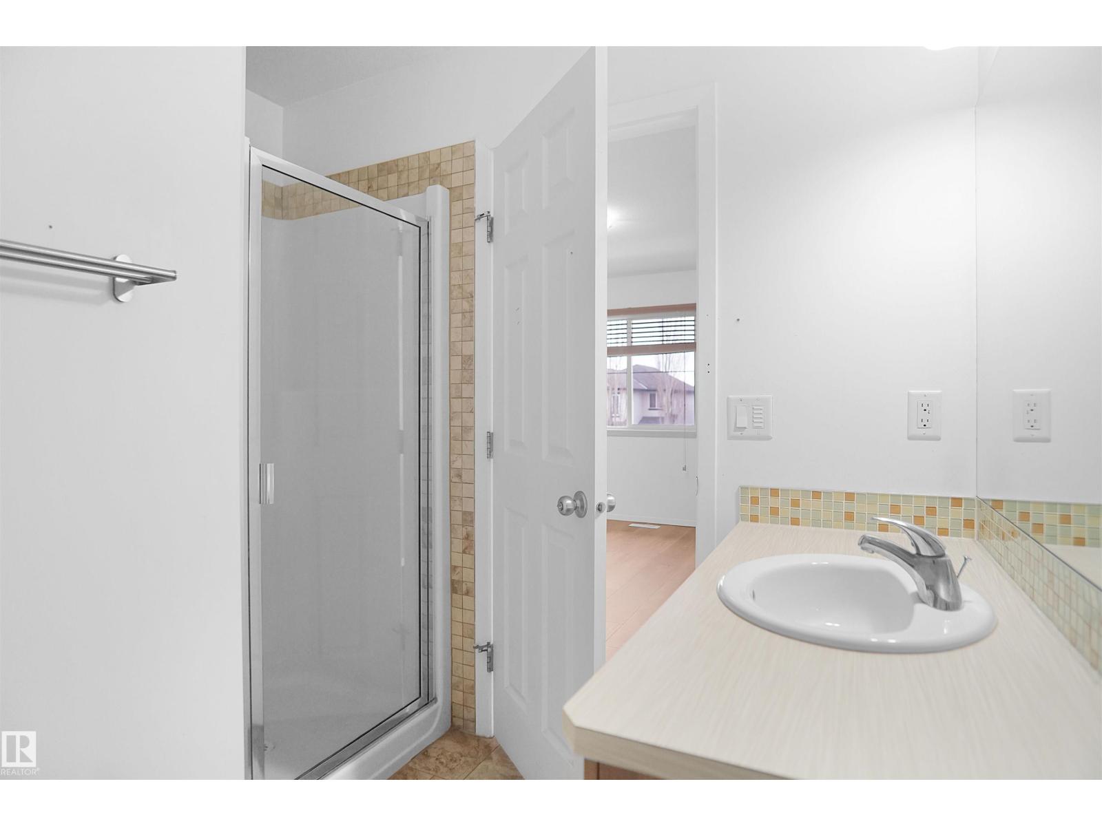 #13 3751 12 ST NW - 27