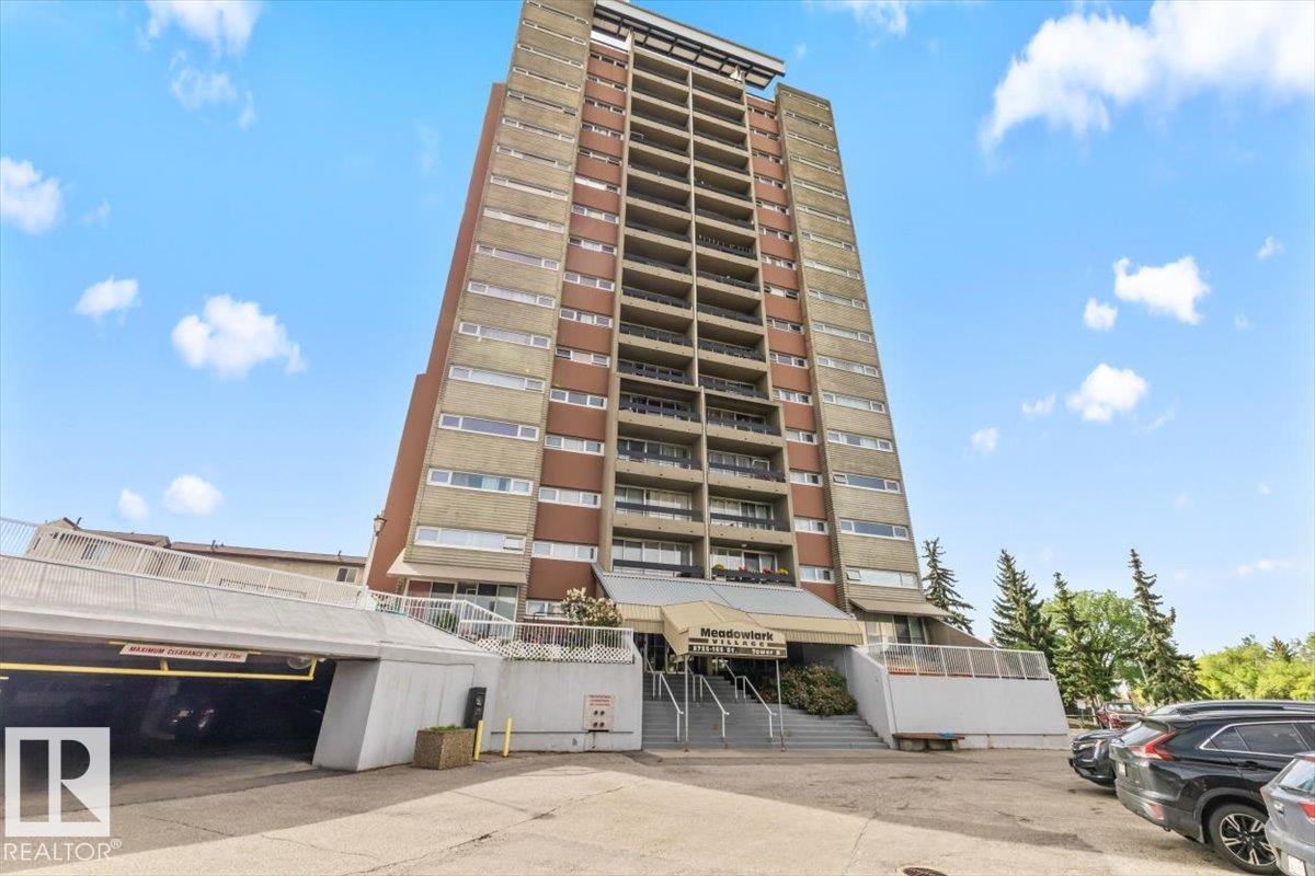 #77 8735 165 ST NW - 1