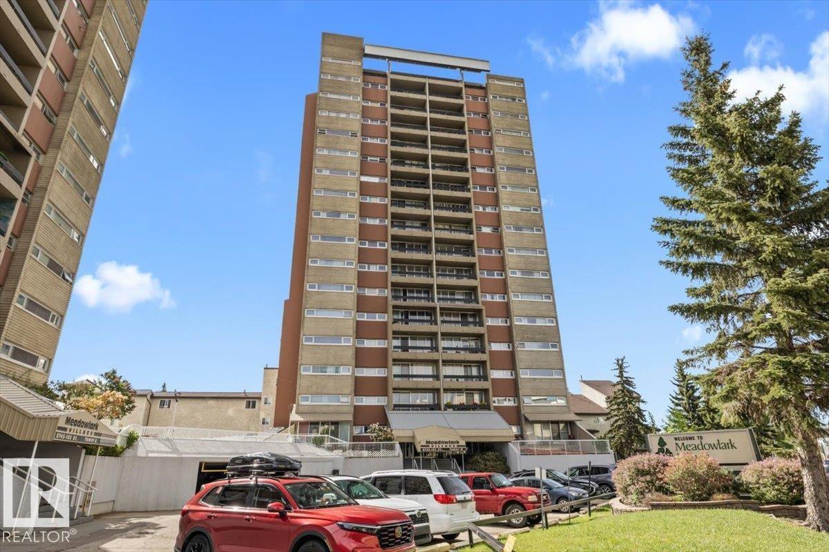 #77 8735 165 ST NW - 26