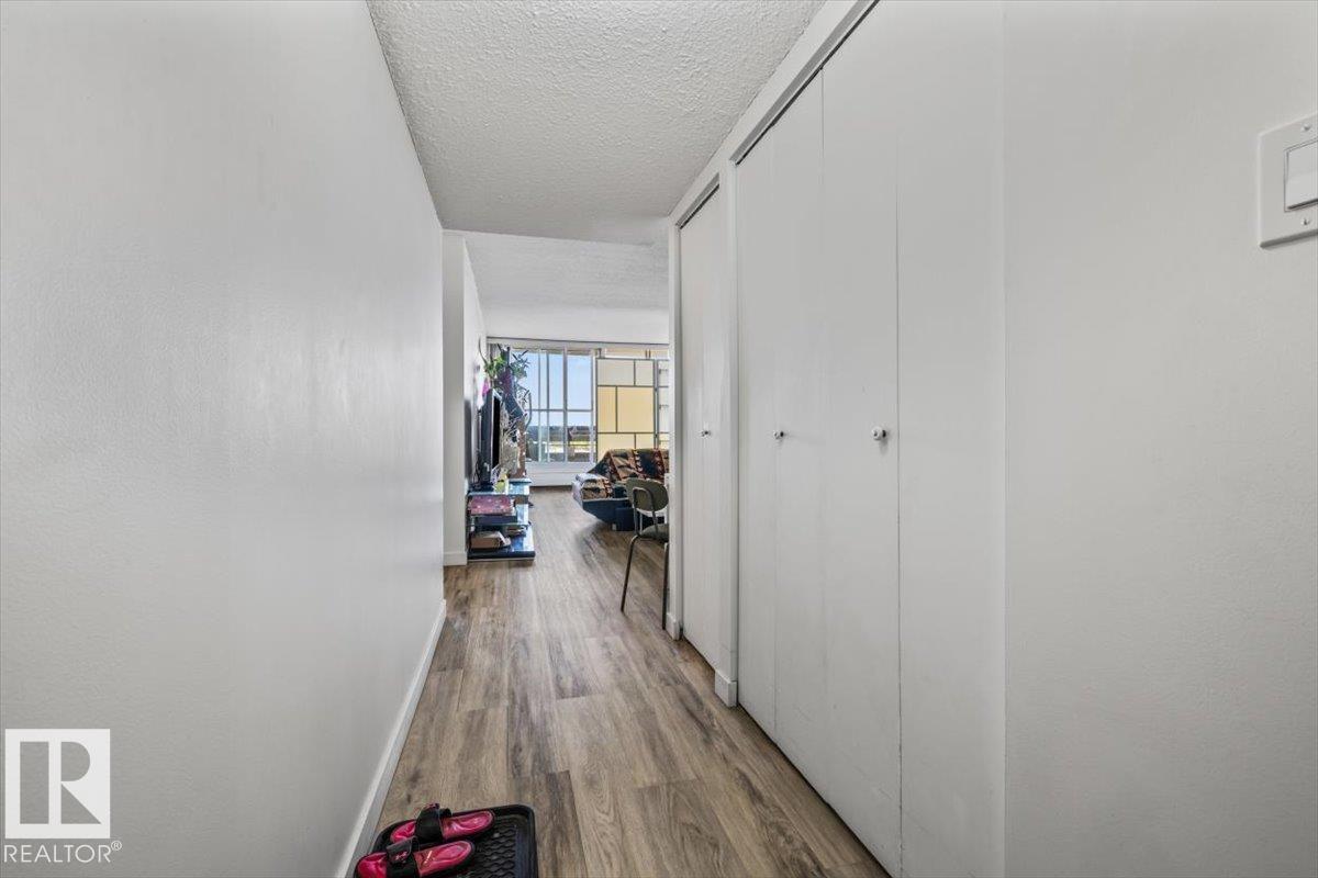#77 8735 165 ST NW - 3