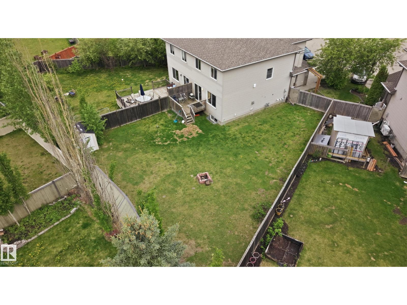 14 HARTWICK LO — photo 25