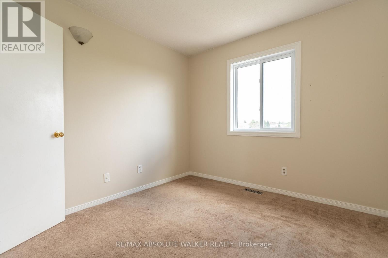 1411 CARAVEL CRESCENT - 20