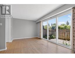 427 Moodie Drive, Ottawa, ON K2H8A4 Photo 9
