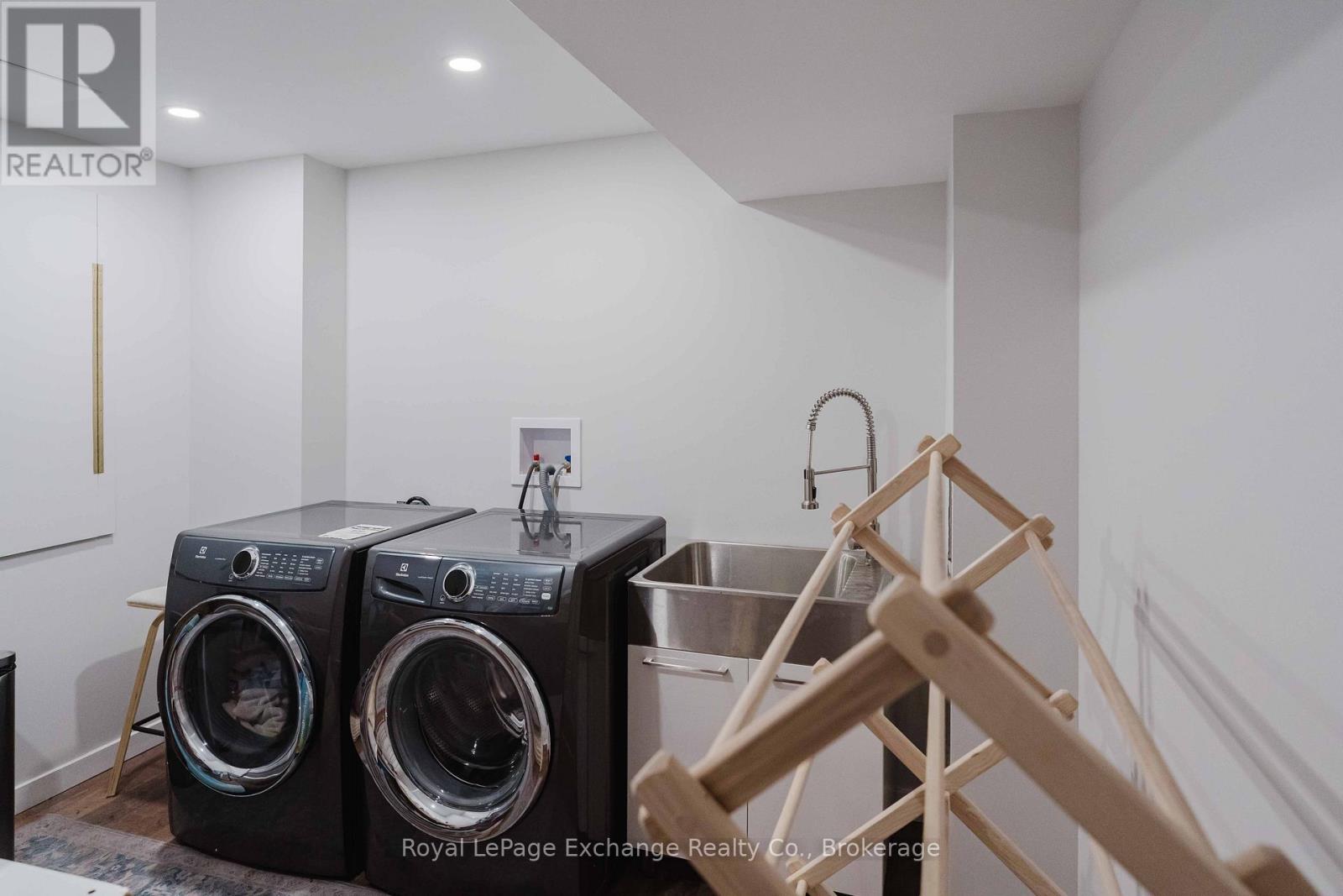 314 RAY STREET - 25