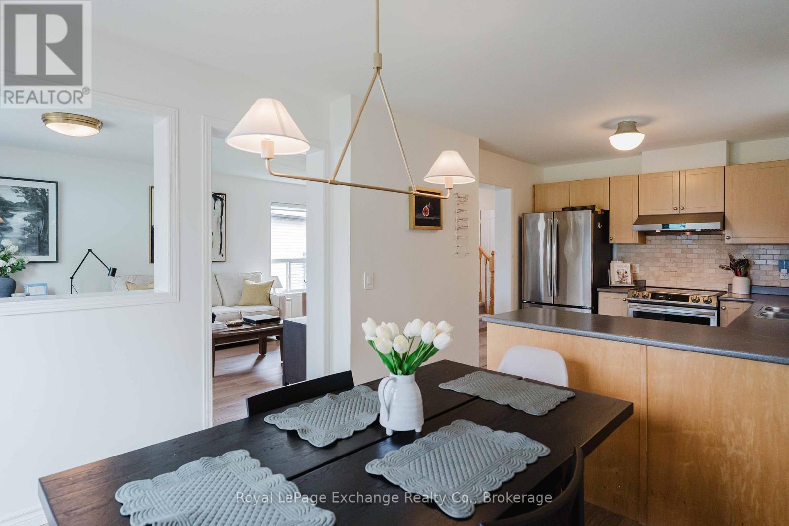 314 RAY STREET - 8