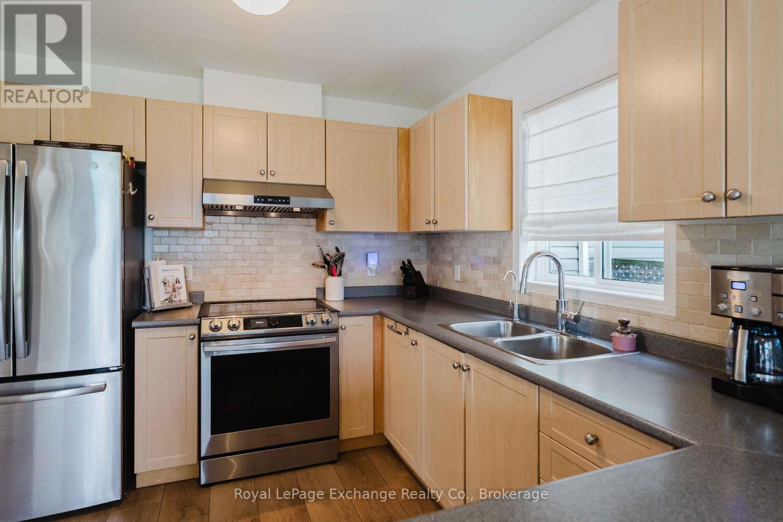 314 RAY STREET - 9