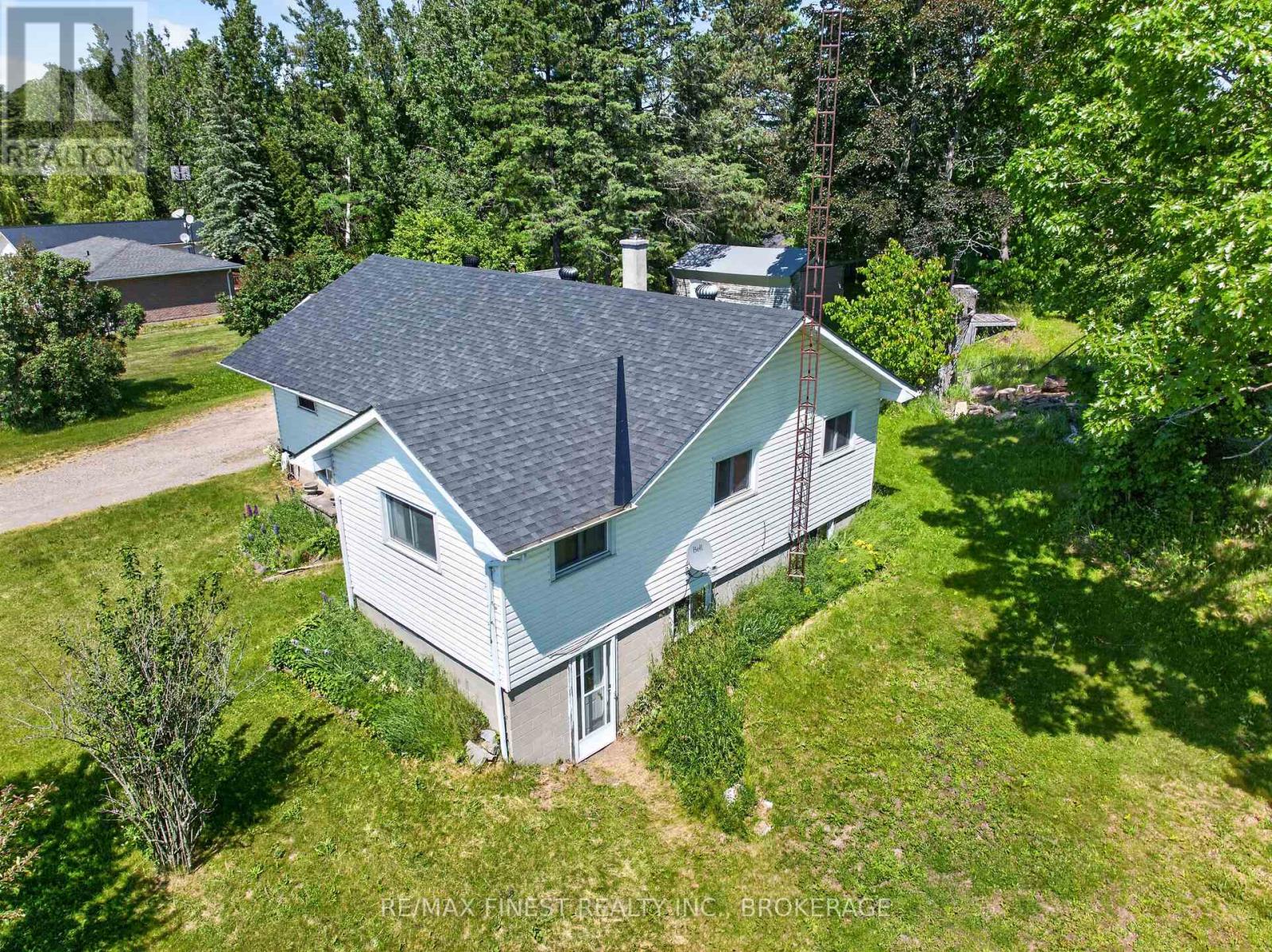 3287 HIGHWAY 32 - 45