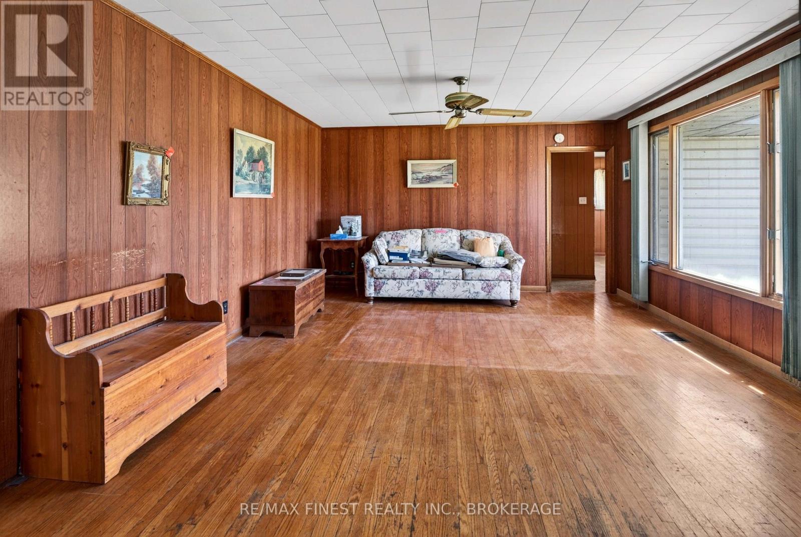 3287 HIGHWAY 32 - 9