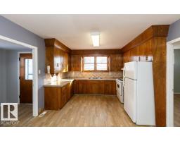 9836 100 St, Westlock, AB T7P2R2 Photo 12